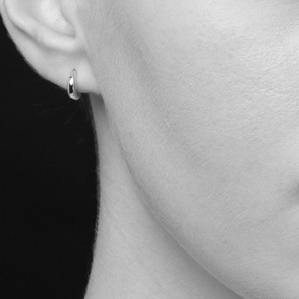 14ct Bijou Crescent Mini Hoop