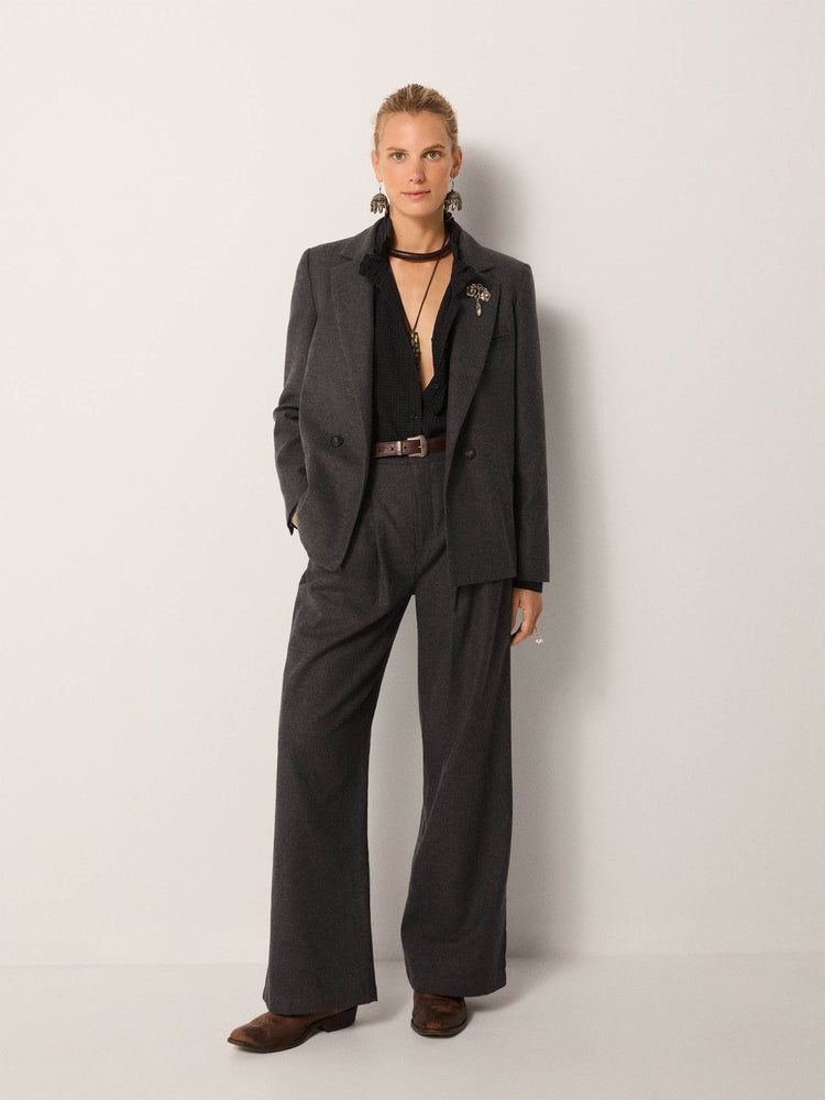 Anna Blazer In Onyx Black