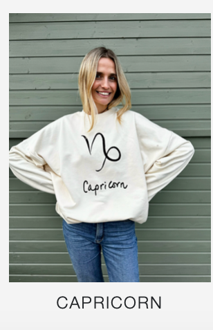 Astrology Sweatshirt in Creme Brulee Capricorn
