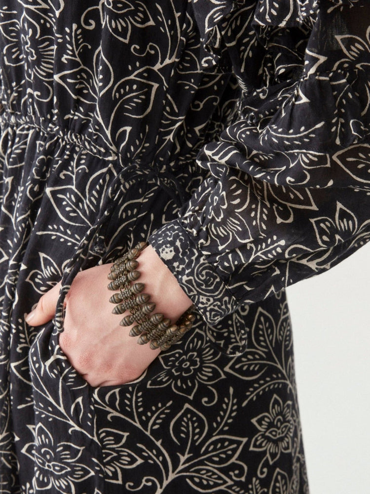 Carmencita Dress in Black Sheep