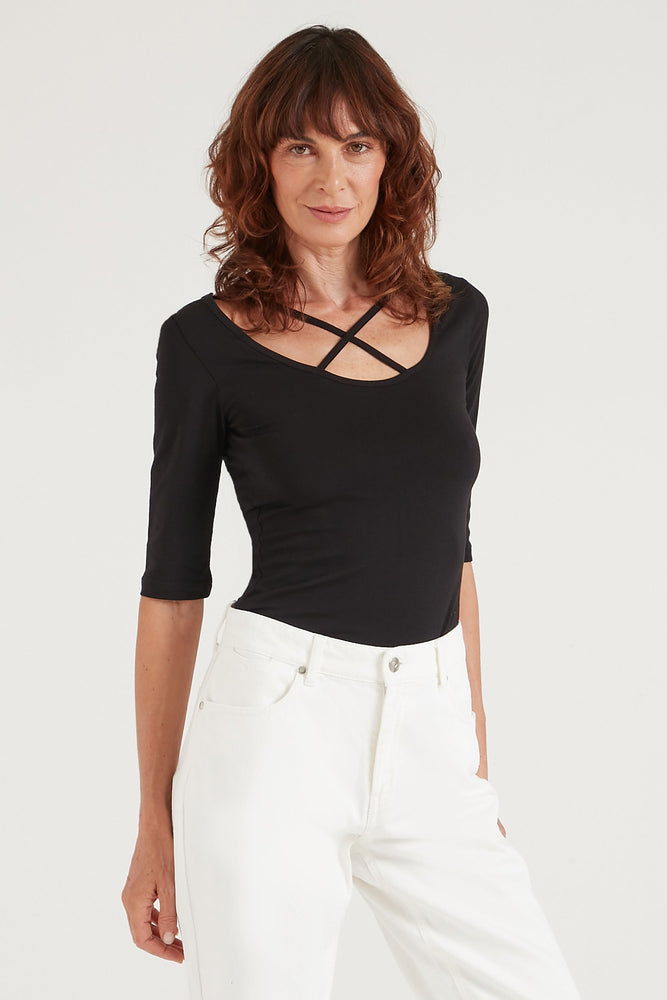The Criss Cross Ballet Top in Noir