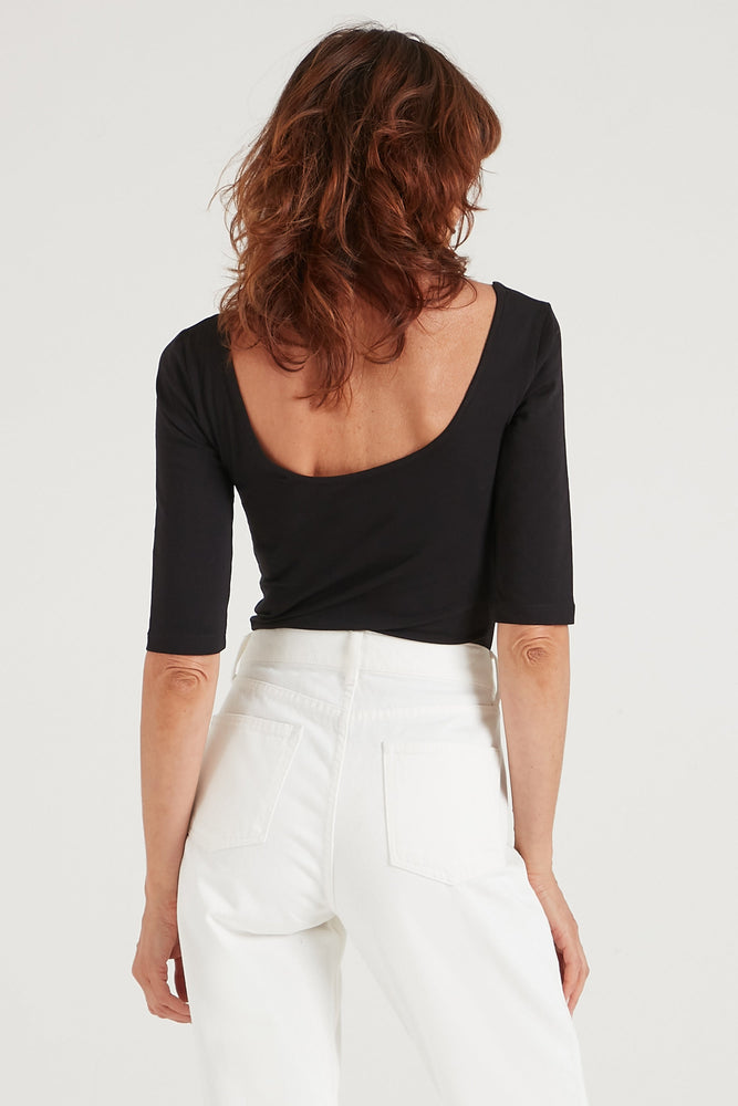 The Criss Cross Ballet Top in Noir