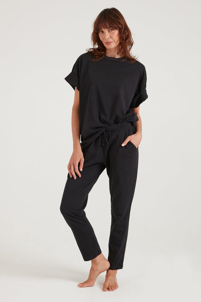 Leave Me Alone in Noir