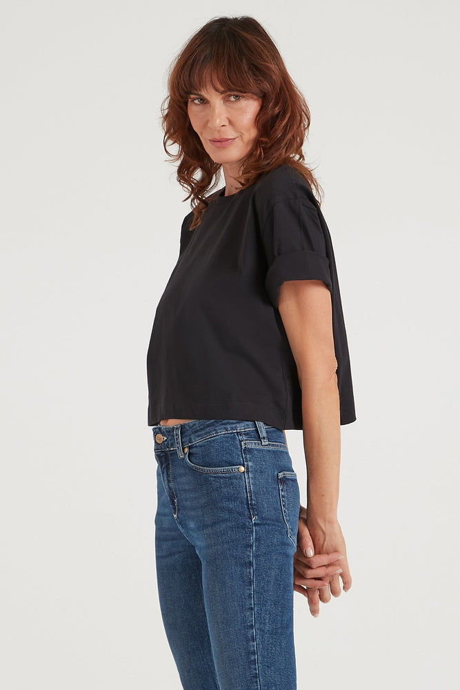 The Boxy Tee in Noir